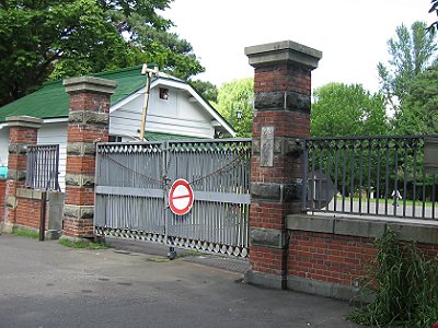 北海道大学南門・門衛所 北海道大学南門・門衛所